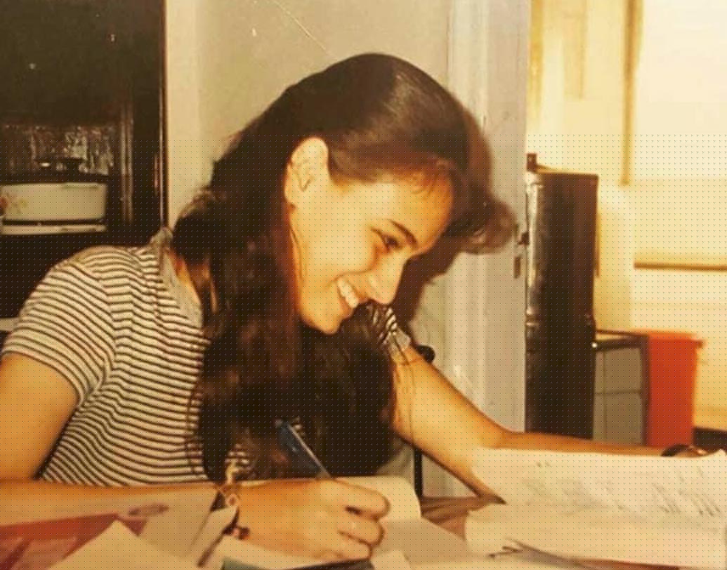 শুধু অভিনয় নয়। তাঁর পছন্দের তালিকা মস্ত বড়। ছবি আঁকা, লেখালিখি, ঘোড়া চড়া থেকে আরও নানান শখ রয়েছে দিয়ার।