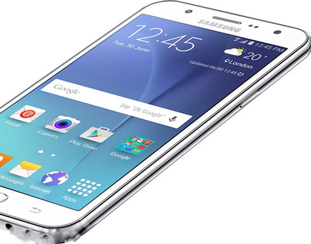 ‘টাইমস নাউ’-এর প্রতিবেদন অনুযায়ী স্যামসাং গ্যালাক্সি এস৮,এস৮ প্লাস, নোট ৮, সি৯ প্রো, সি৭ প্রো,জে৫ প্রাইম— এই স্মার্টফোনগুলি কিনলেই পাওয়া যাবে ক্যাশব্যাক অফার।