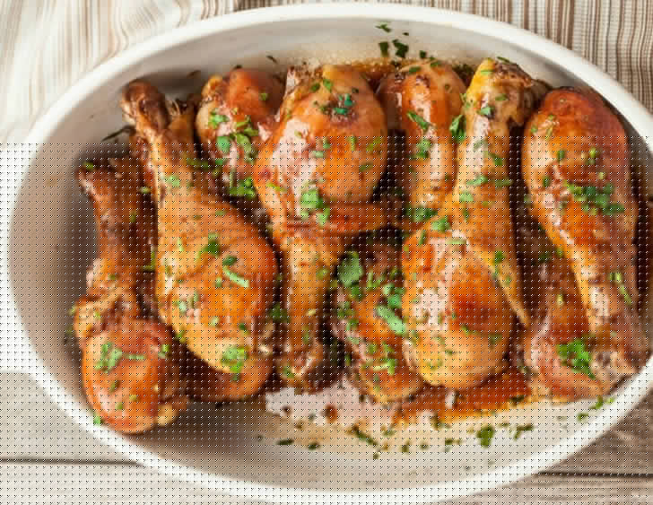 চিকেন: স্তনের টিস্যুর স্বাভাবিক গঠন ও বয়ঃসন্ধিতে স্তনের স্বাভাবিক বৃদ্ধির জন্য চিকেনে থাকা প্রোটিন অত্যন্ত প্রয়োজনীয়।