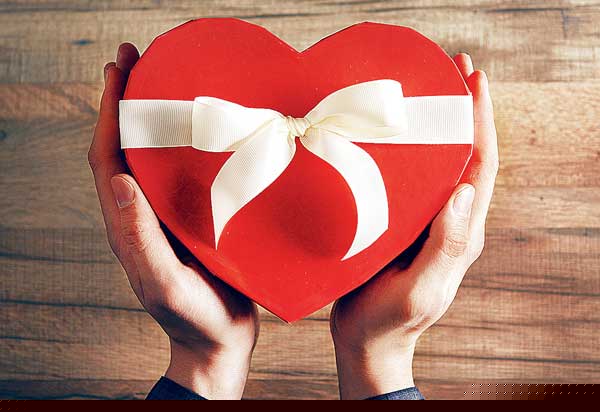 Cash Crunch situation is creating problem for Valentines Day