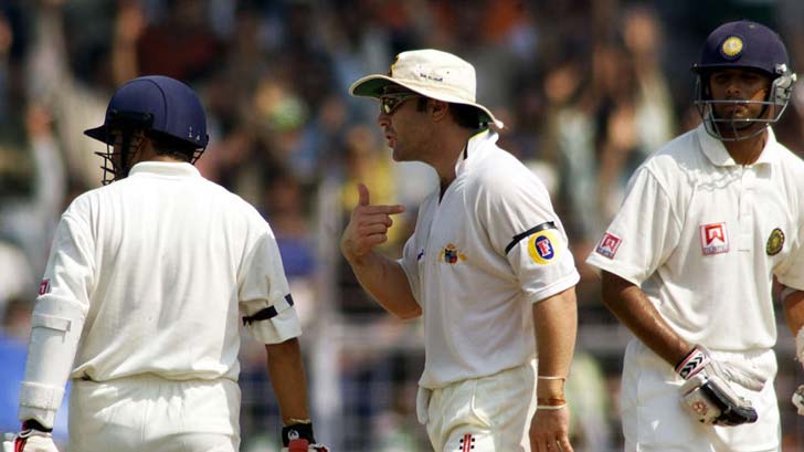 ফেব্রুয়ারি, ২০০১- সৌরভ গঙ্গোপাধ্যায়ের অধিনায়কত্বে ঘরের মাঠে অস্ট্রেলিয়াকে হারিয়ে বড়সড় সাফল্য আসে ভারতের। ওই সময় স্পট ফিক্সিং কাণ্ডে জড়িত ভারতীয় ক্রিকেটকে কার্যত কোমা থেকে ফিরিয়ে নিয়ে আসেন সৌরভ। ২-১ সিরিজ জিতেছিল তাঁরা।