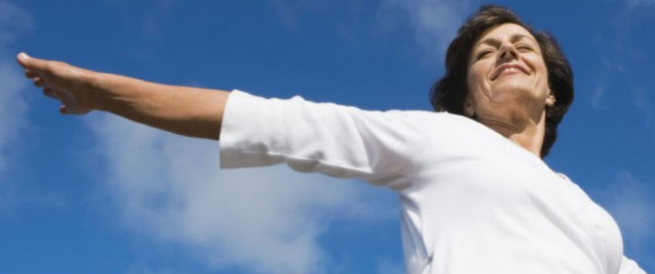 স্ট্রেসের কবলে পড়লে আমাদের শরীর তা মোকাবিলার জন্য তৈরি হয়।<br>
সে সময় ইন্টারলিউকিনস বলে একটি রাসায়নিক বের হয়।<br>
যা সাময়িক ভাবে হলেও ইমিউনিটি বাড়াতে সাহায্য করে।