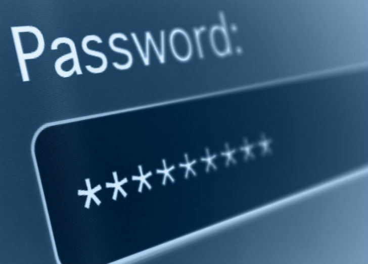 চেষ্টা করতে হবে অর্থহীন এবং জটিল শব্দ পাসওয়ার্ড হিসাবে ব্যবহার করার।