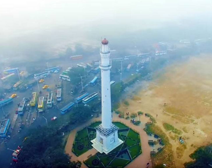 বেঙ্গালুরু, হায়দরাবাদ, পুণে, চেন্নাই ও গুরুগ্রামের থেকেও কলকাতায় কোটিপতিদের সংখ্যা বেশি।
