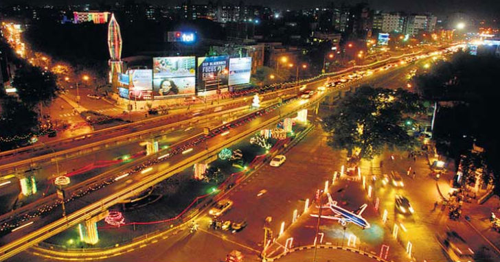 সমীক্ষার রিপোর্ট অনুযায়ী গুজরাতের শহর সুরাত, ভদোদরা ও<br>
আমদাবাদে অতি দ্রুত হারে সম্পদের পরিমাণ বাড়ছে।
