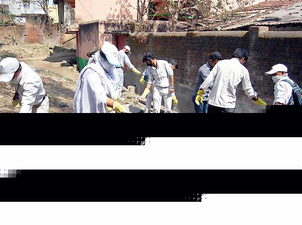 Students cleaned their locality