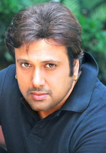 গোবিন্দ: <br> বলিউডের এই জনপ্রিয় নায়কের নাকি মাঝে আর্থিক ভাবে খুব খারাপ অবস্থা হয়েছিল। এই সময় প্রচুর <br> দেনাও হয়েছিল তাঁর। ফের ত্রাণকর্তা সলমন। ‘পার্টনার’ ছবিতে তাঁর সঙ্গে অভিনয় করেন গোবিন্দ। <br> আর ছবিটির দারুণ সাফল্য গোবিন্দকে উদ্ধার করে এই দুর্দশা থেকে।