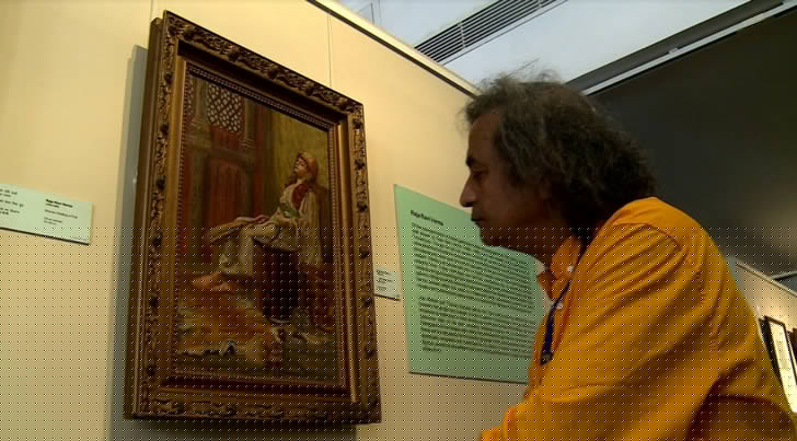 ১৯৯২ সালে ‘মাস্টার পেইন্টার্স অব কনটেম্পোরারি’ আর্টস-এর পঞ্চাশ জনের এক জন হিসাবে বার্সেলোনায় ‘অলিম্পিয়াড অব আর্টস’ পদকে ভূষিত হন।