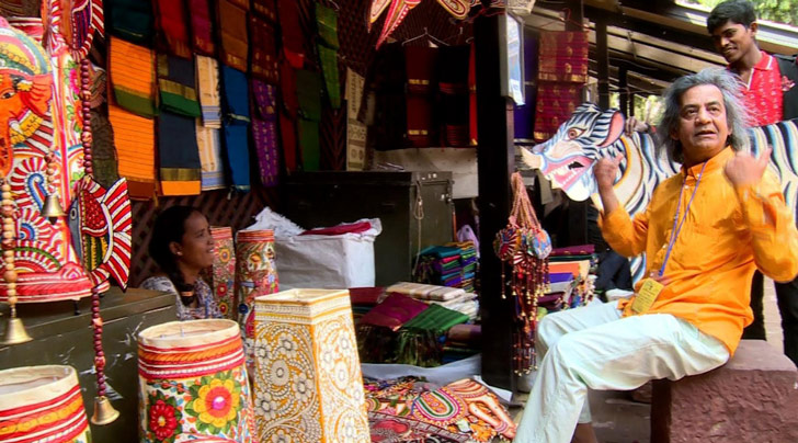 তাঁর শিল্পের প্রধান বৈশিষ্ট্য গতিময়তা। ছবির মধ্যে ‘মোশন’কে তুলে ধরেন তিনি।