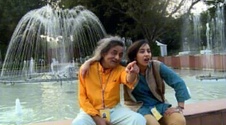 শাহাবুদ্দিনের তুলিতে নারী চরিত্রগুলিও অসামান্য। মিহি কাপড়ের আড়ালে নারী শরীরের চিরায়ত কোমলতা, স্নিগ্ধতা ধরা থাকে তাঁর ছবির মধ্যে।