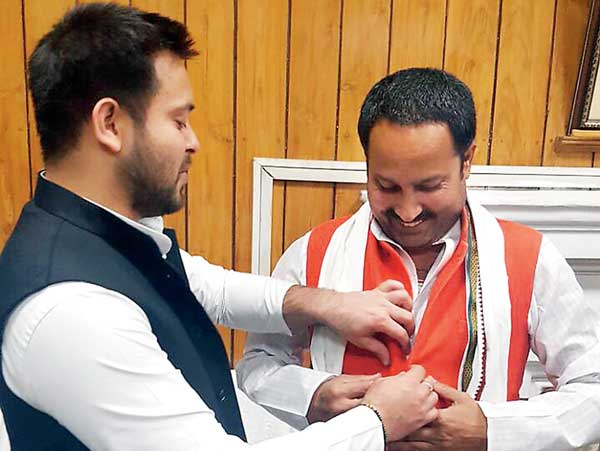 Tejashwi Yadav assured MLA over new road issue