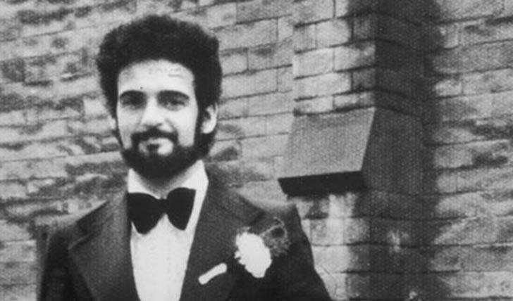 পিটার সাটক্লিফে: ‘দ্য ইয়র্কশ্যায়ার রিপার’ নামে পিটারকে চিনতেন লোক। ১৩ জন মহিলাকে খুন আর এবং ৭ জনকে খুন করার চেষ্টা করেন পিটার। সাধারণত যৌনকর্মীদের টার্গেট করতেন ইনি।