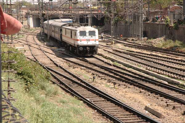 Eastern Railway earned extra 73 lakhs after checking tickets regularly