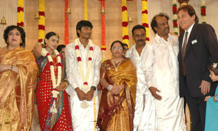 ধনুশ-ঐশ্বর্যা রজনীকান্ত: <br> 
মেয়ের জন্য সুপাত্র খুঁজছিলেন সুপারস্টার রজনীকান্ত। জনপ্রিয় তামিল পরিচালক-প্রযোজক কস্তুরি রাজার ছেলে <br> ধনুশকে পছন্দ হয় তাঁর। অমত হয়নি পাত্র-পাত্রীরও। <br> অতএব শুভস্য শীঘ্রম। ২০০৪-র ১৮ নভেম্বর চার হাত এক হয় এই যুগলের।