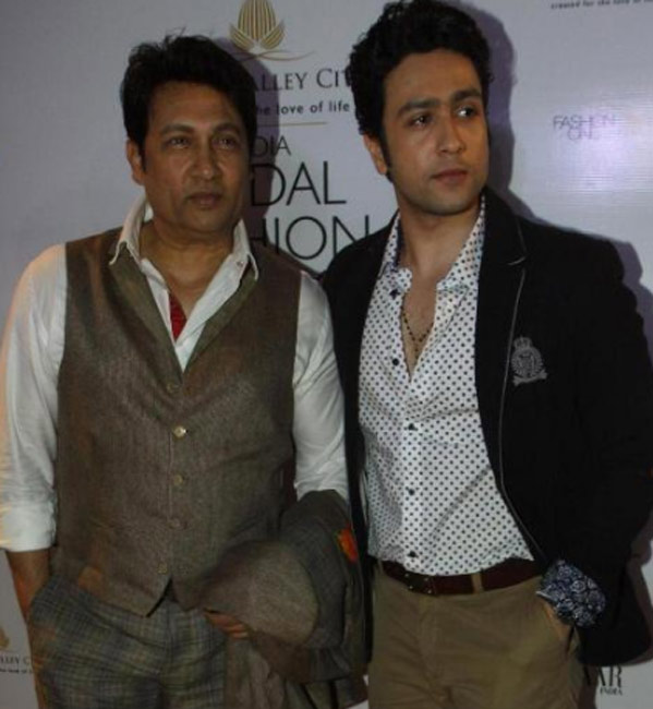 শেখর সুমন- অধ্যয়ন সুমন: <br> 
বলিউডে তেমন সফল নন শেখর-পুত্র। তবে বাবার মতোই হুবহু একই রকম মুখের গড়ন তাঁর। <br> বাবা-ছেলে একইরকম স্টাইল স্টেটমেন্টও মেনে চলেন।