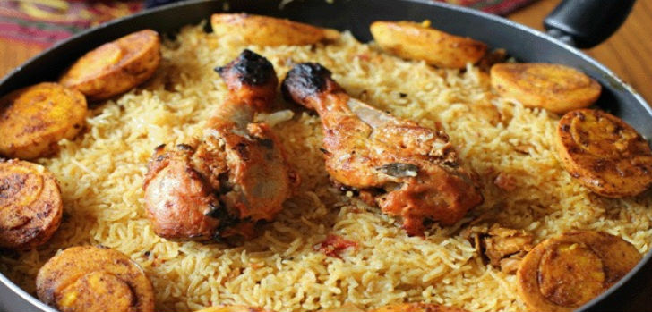 আর্কট বিরিয়ানি: <br> 
আর্কটের রাজ পরিবার থেকে এই বিরিয়ানির জন্ম। তামিলনাড়ুর ভেলোরে এই বিরিয়ানি খুবই জনপ্রিয়। সিরাগা <br> সম্বর চাল, ডালডা আর পুচাদি বলে এক ধরনের রায়তা দিয়ে তৈরি হয় এই বিরিয়ানি।