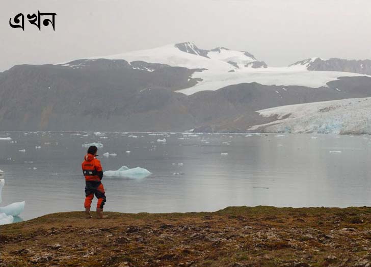 এখন (২০০২)