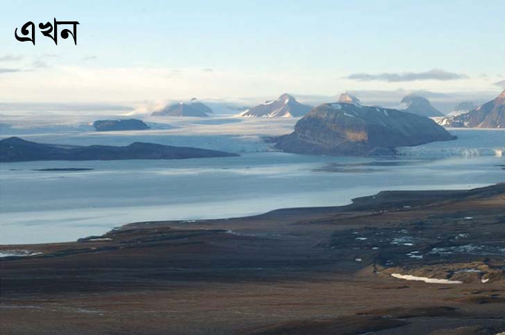 এখন (২০০২)