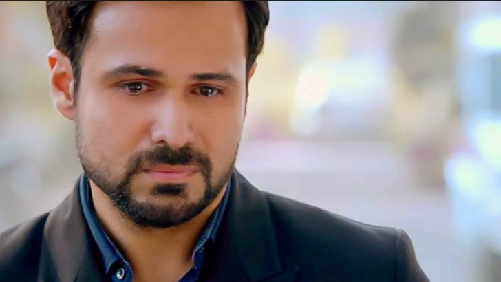 ইমরান হাসমি: ২০১২ সালে ‘রাজ থ্রিডি’ নিয়ে বেশ হইচই হয়েছিল। <br>তারপর থেকে আর কোনও হিট ছবি নেই ইমরানের।