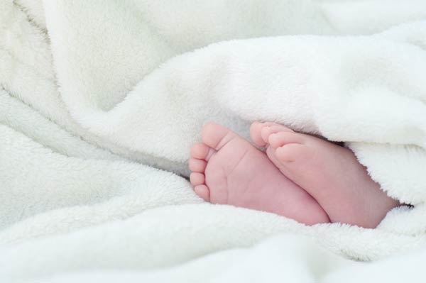 Baby Found in a verandah of a house, House owner handed baby to Police station