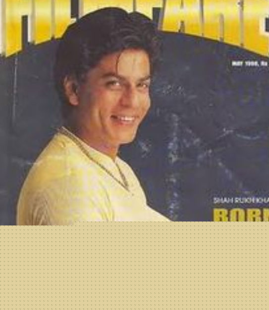 বলি-ডিভাদের থেকে বিতর্কে কোনও অংশে কম জড়ায়নি শাহরুখ খান।<br>
১৯৯৮-এ একটি ম্যাগাজিনের কভারে ‘বেবি বাম্প’ নিয়ে হাসি হাসি মুখে<br>
শাহরুখের ছবি নিয়ে কম সমালোচনা হয়নি!