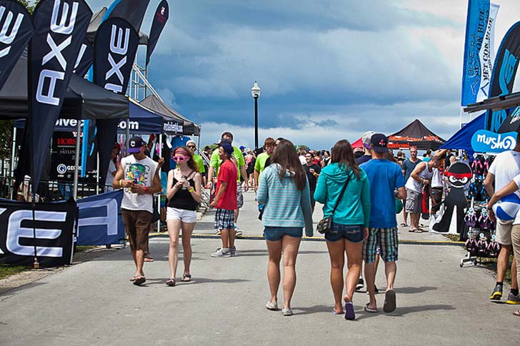 কানাডা- ৭.৩১৬ স্কোর করে কানাডা রয়েছে ৭ নম্বরে।