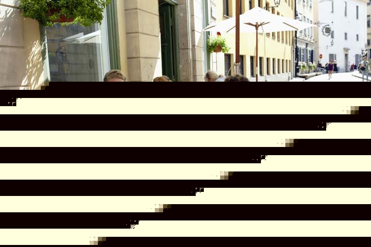 সুইডেন- সুইডেন রয়েছে ১০ নম্বরে। তার স্কোর ৭.২৮৪।