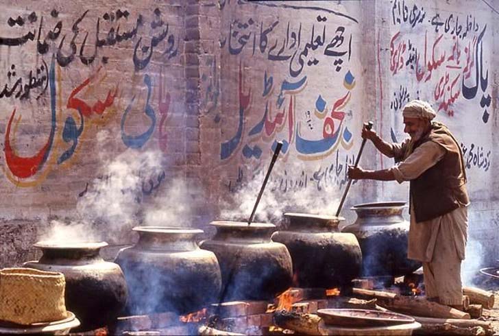 পাকিস্তান- চিনের ঠিক পরেই পাকিস্তানের জায়গা। ৫.২৬৯ স্কোর করে ৮০ নম্বর স্থানে রয়েছে পাকিস্তান।