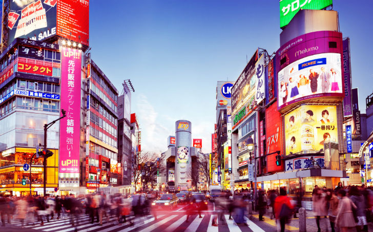 সবচেয়ে ব্যয়বহুল শহরের তালিকায় প্রথম দশে রয়েছে টোকিও (চার নম্বরে), ওসাকা (পাঁচ),<br>
সোল (ছয়), জেনিভা (সাত), প্যারিস (আট), নিউ ইয়র্ক (নয়) এবং কোপেনহাগেন (দশ)।