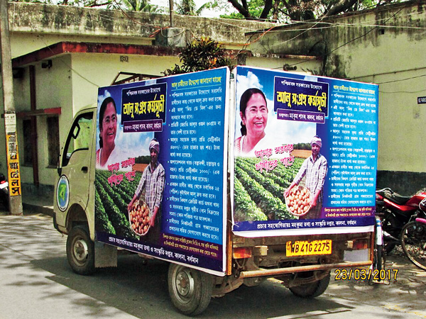 Potato Farmers Demanded for waiving of their Loans