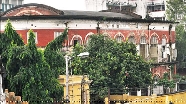 Allegation of beating an opposition councillor at Howrah Municipality dgtl