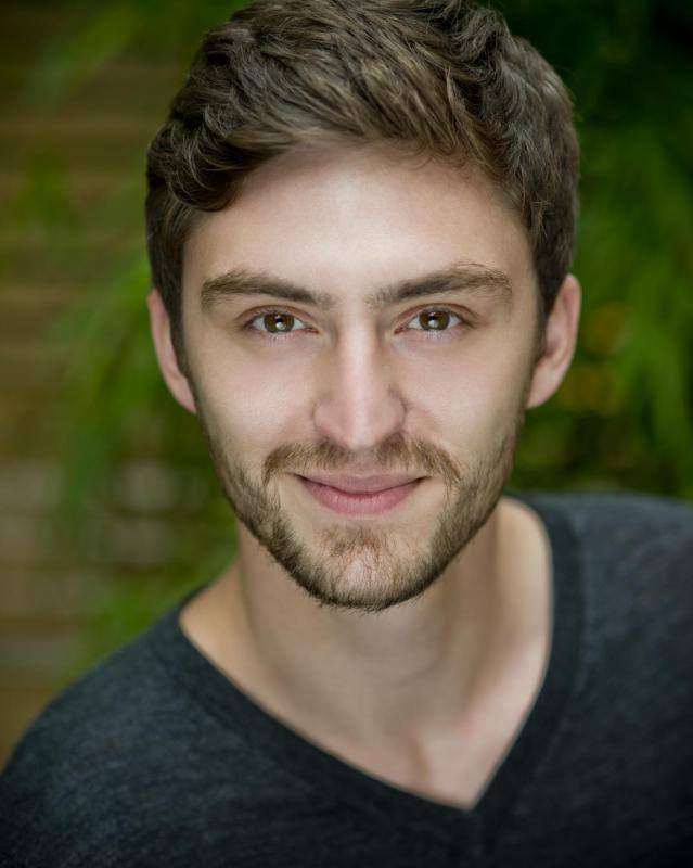 মিশ বয়কো: কঙ্গনা রানাউত অভিনীত ‘কুইন’ ছবিতে মিশের অভিনয় ভীষণ ভাবে প্রশংসিত হয়েছিল। এরপর ‘ড্রাকুলা আনটোল্ড’-এর মতো অনেকগুলো হলিউডি ছবিতে অভিনয় করেন তিনি।