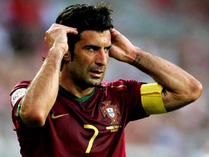 লুই ফিগো: পর্তুগালের সর্বকালের অন্যতম সেরা এই মিডফিল্ডার ক্লাব পর্যায়ে ছিলেন প্রায় অপ্রতিরোধ্য। যুব পর্যায়ে বিশ্বকাপ, ইউরো জিতলেও সিনিয়র পর্যায়ে তেমন কোনও সাফল্যই নেই ফিগোর। সর্বোচ্চ প্রাপ্তি ২০০৪ সালে ইউরোয় রানার্স হওয়া।