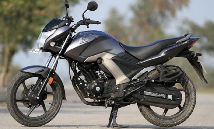 হন্ডা সিবি ইউনিকর্ন<br>
দাম: ৭৩, ৫৫২, ইঞ্জিন: ১৬২.৭১ সিসি এয়ারকুলড সিঙ্গল সিলিন্ডার ইঞ্জিন।