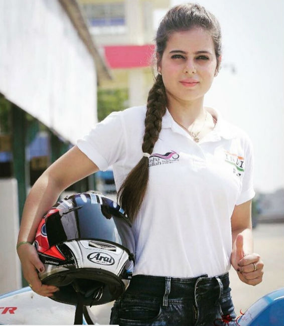 আলিশার পড়াশোনা সেন্ট কেভিন স্কুলে। পরবর্তী কালে স্যাক্রেড হার্ট থেকে উচ্চ মাধ্যমিক পাশ করেন।