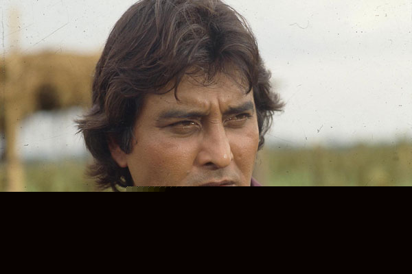 Meghalaya BJP members observe two minutes silence on rumours of Vinod Khanna’s death dgtl