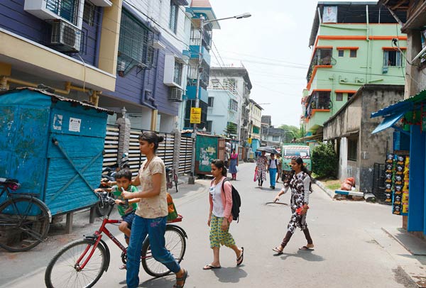 'Bangalpara' today is quite shiny