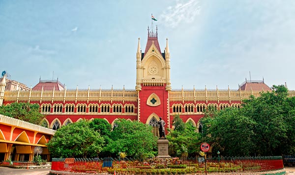 Not only the names of ruling party leaders but name of opposition leaders are there