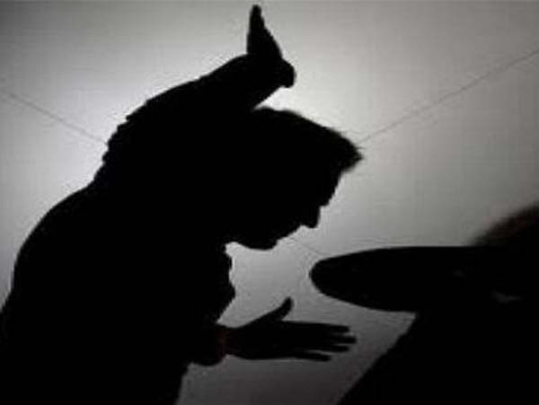 Students beaten for protesting drug addiction