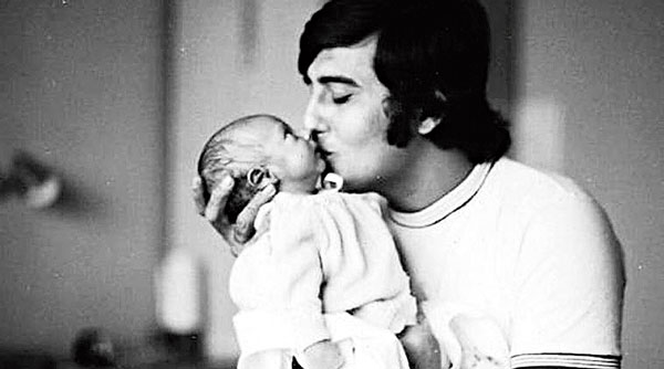 Rahul Khanna Posted a Picture of Vinod Khanna