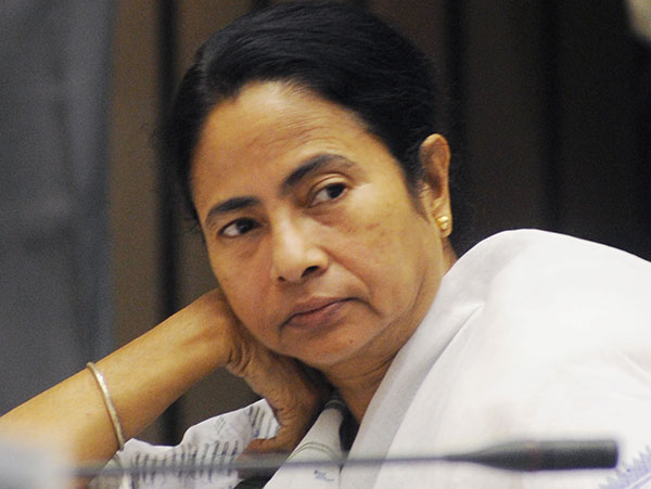 Mamata Banerjee lashed out at the central government over Rose valley case