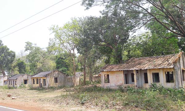 People demands for a new hospital at Ghatal