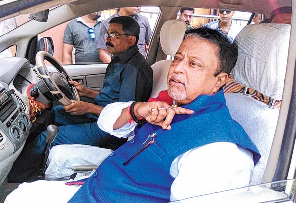 Mukul Roy asks party members to work together and work hard for next Municipal election