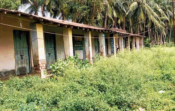 Kalna market is in horrible condition