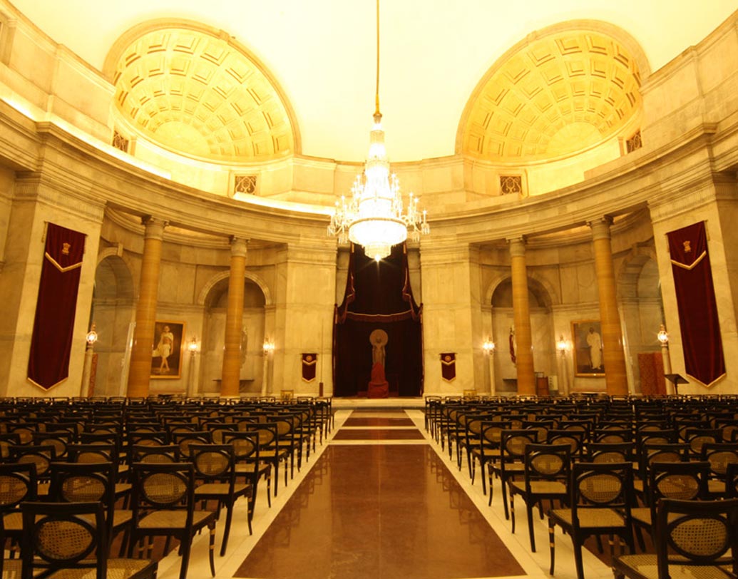 রাষ্ট্রপতি ভবনের অন্যতম আকর্ষণ দরবার হল