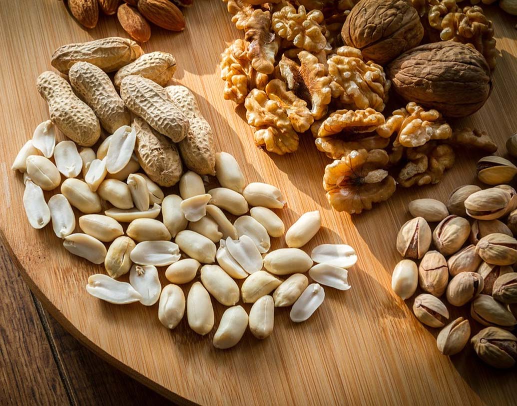 প্রোটিন ও ফাইবারে সমৃদ্ধ ড্রাইফ্রুটস খেলে অল্পেই পেট ভরবে। 