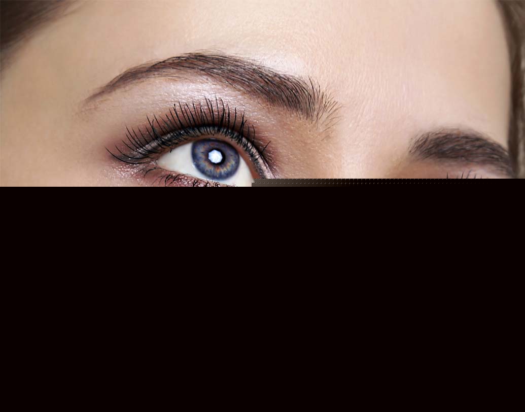 ভ্রু: সপ্তাহে ৩-৫ দিন রাতে ঘুমনোর সময় ক্যাস্টর অয়েল লাগিয়ে ঘুমোন। এতে ভ্রু ঘন ও কালো হবে।