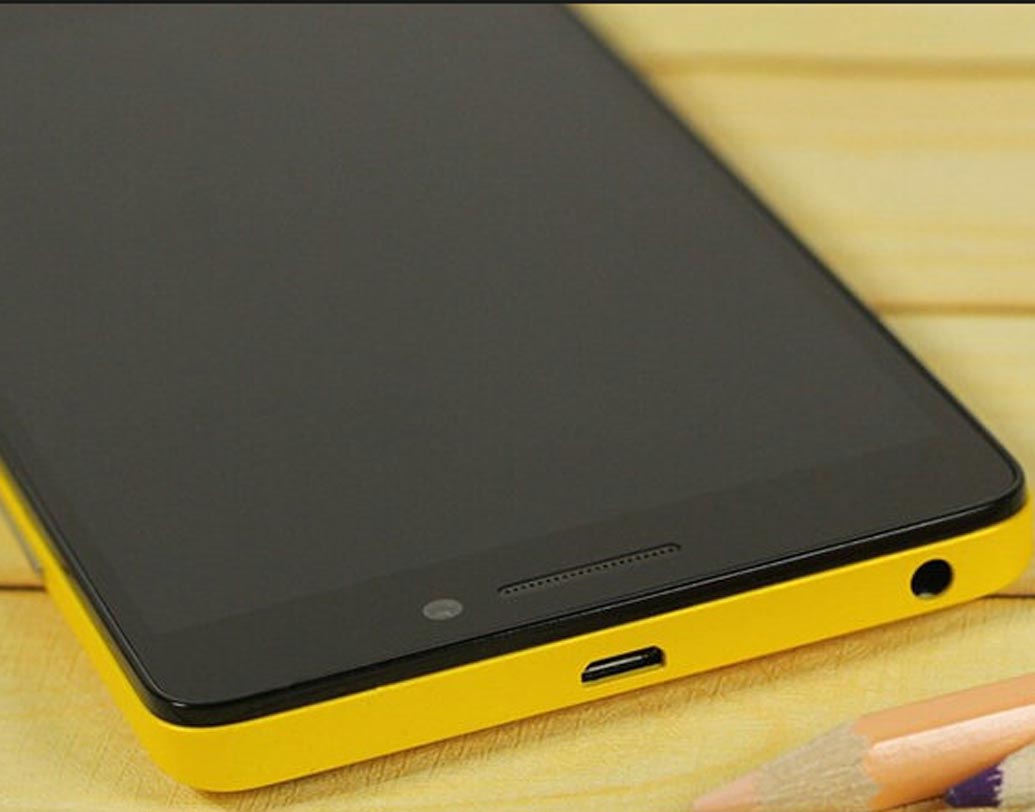 অ্যান্ড্রয়েড ৭.০ নোগাট অপারেটিং সিস্টেম রয়েছে এই হ্যান্ডসেটে।