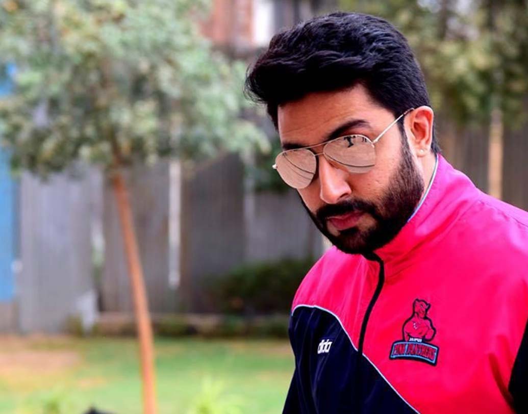 অভিষেক বচ্চন: ভাবতে পারেন ১০ কোটি টাকার মদের বিজ্ঞাপনের অফার ফিরিয়ে দিয়েছিলেন জুনিয়র বচ্চন।