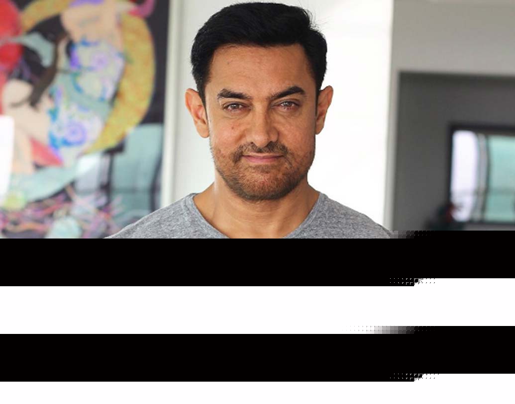 আমির খান: আদর্শের সঙ্গে না মেলায় বহু ভোগ্যপণ্যের বিজ্ঞাপনের অফার ফিরিয়ে দেন মিস্টার পারফেকশনিস্ট। কারণ সামাজিক সমস্যা ও বিভিন্ন প্রকল্পের বিজ্ঞাপনেই একমাত্র মুখ দেখান তিনি।